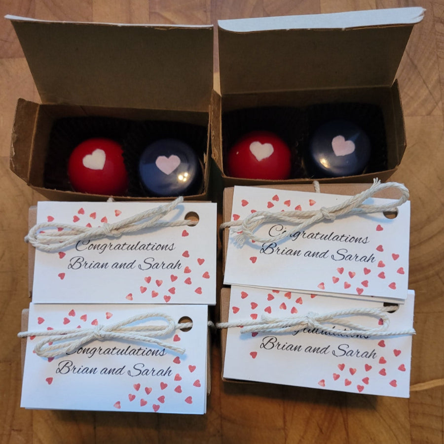 Example of custom bonbons with white hearts for wedding favors